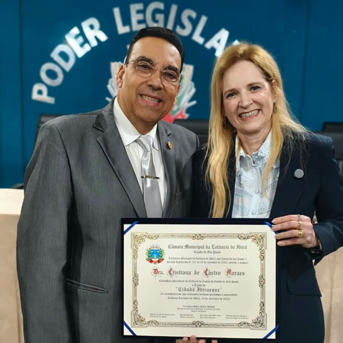 Prefeito prestigia Sessão Solene em homenagem à Presidente do TCESP